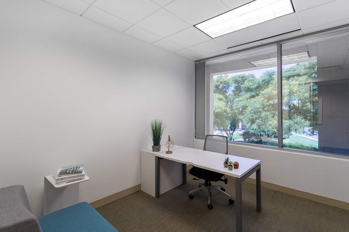 Sunroad Corporate Center photo 6