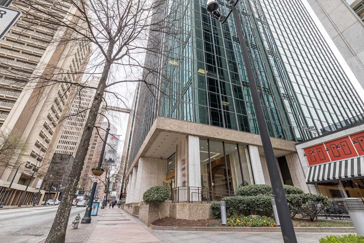260 Peachtree Street North West