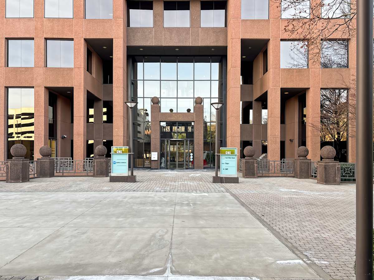 2727 Paces Ferry Road