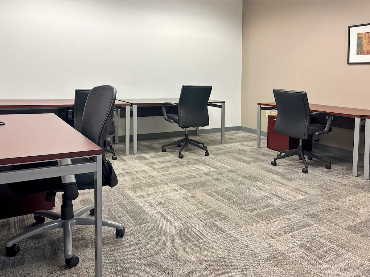 400 Galleria Parkway photo 8