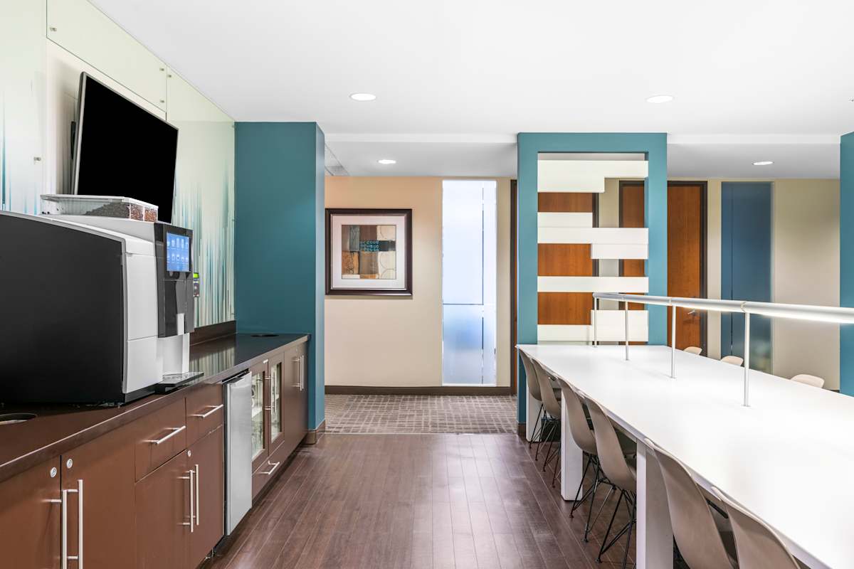 445 Park Avenue photo 3