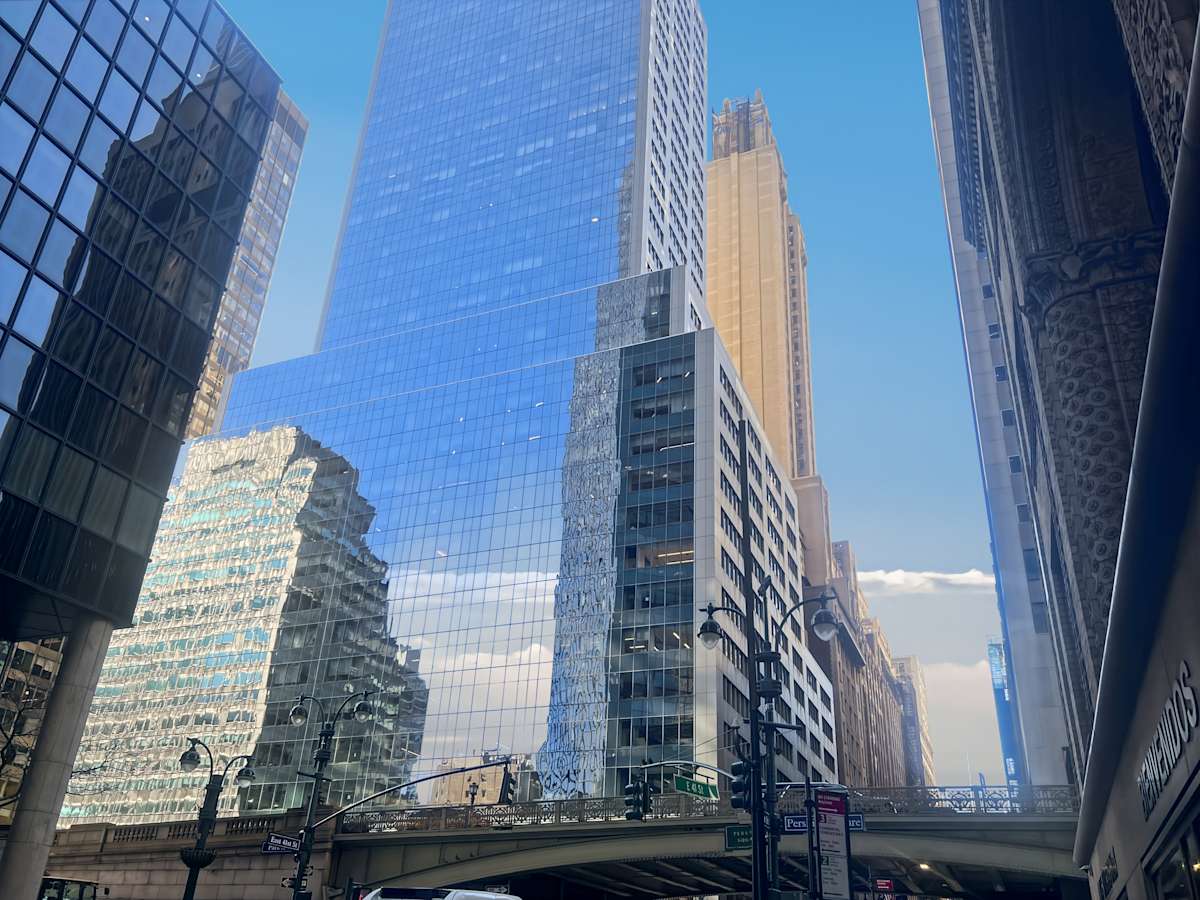 100 Park Avenue photo 1