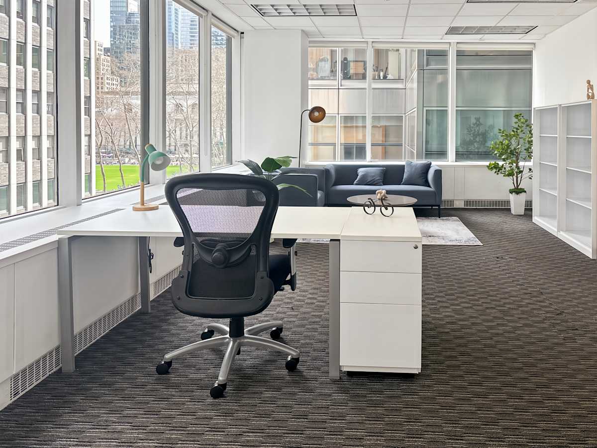 104 West 40th Street photo 6