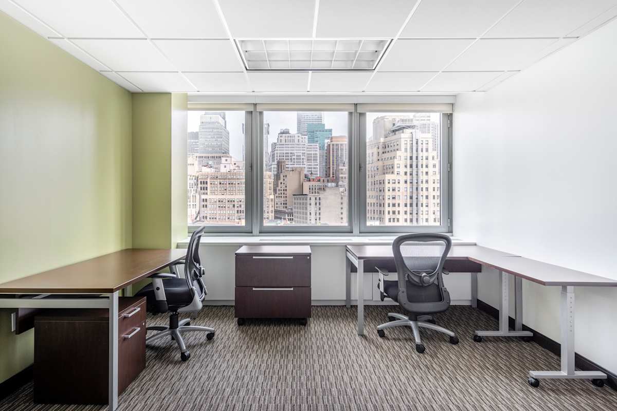 112 West 34th Street photo 4