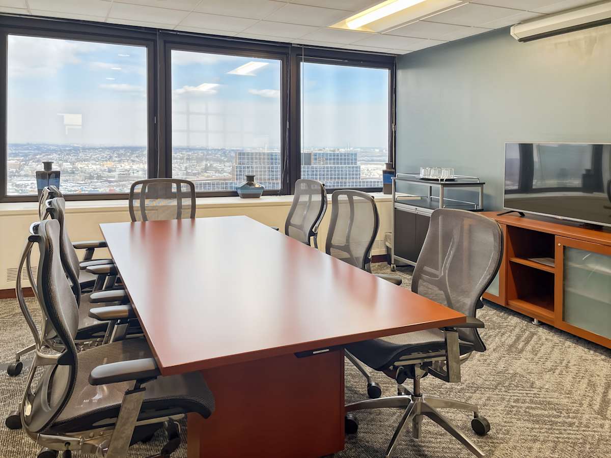 One Gateway Center photo 9
