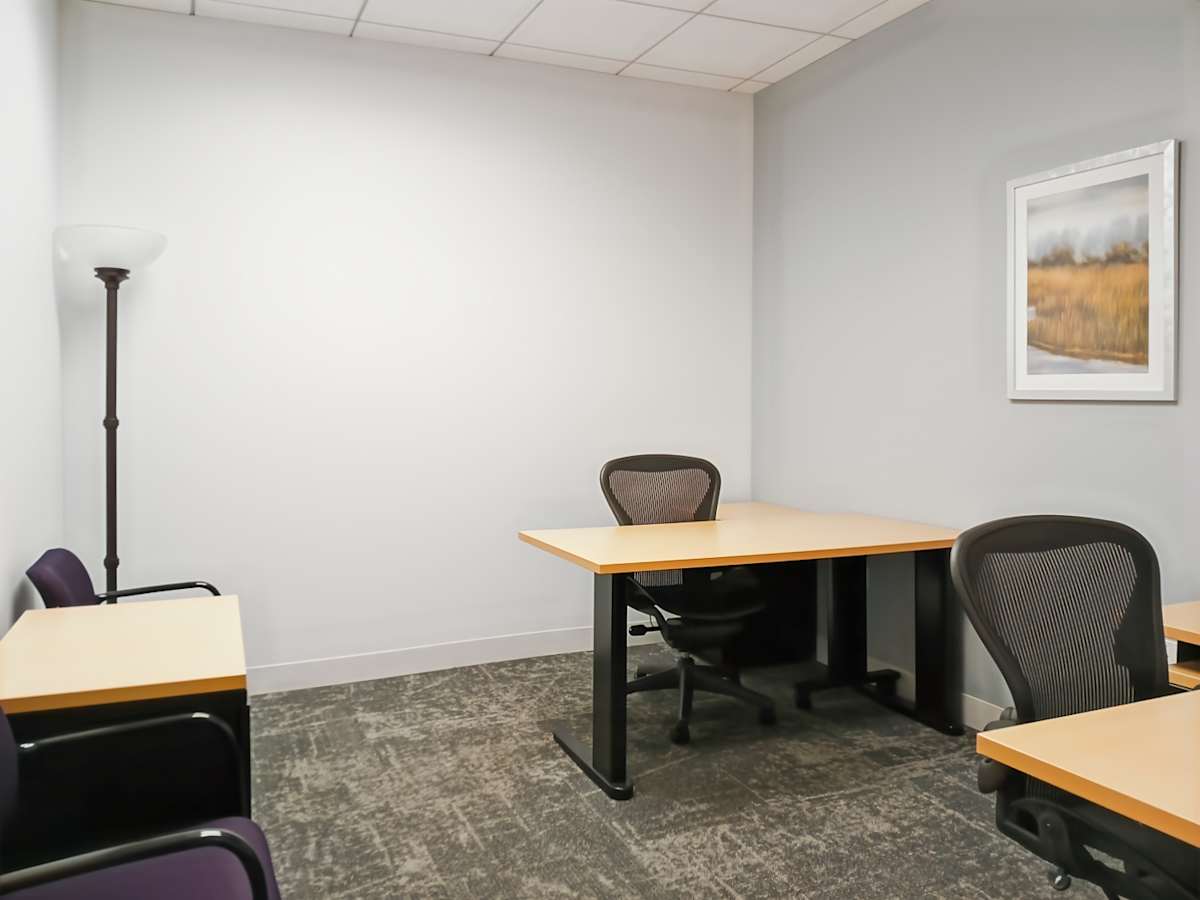 200 Broadhollow Road photo 7