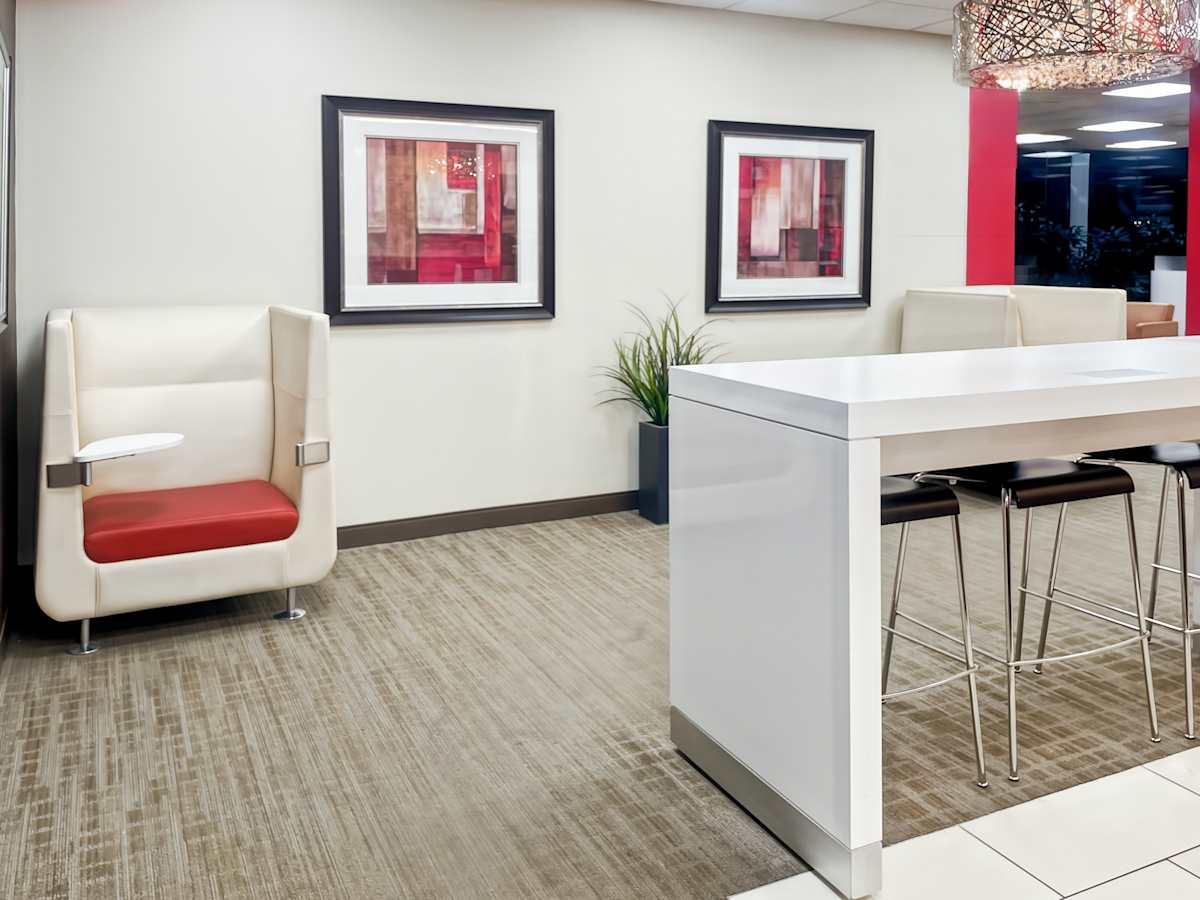 400 Rella Boulevard photo 2