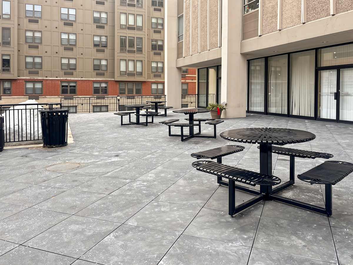 Plaza II photo 9