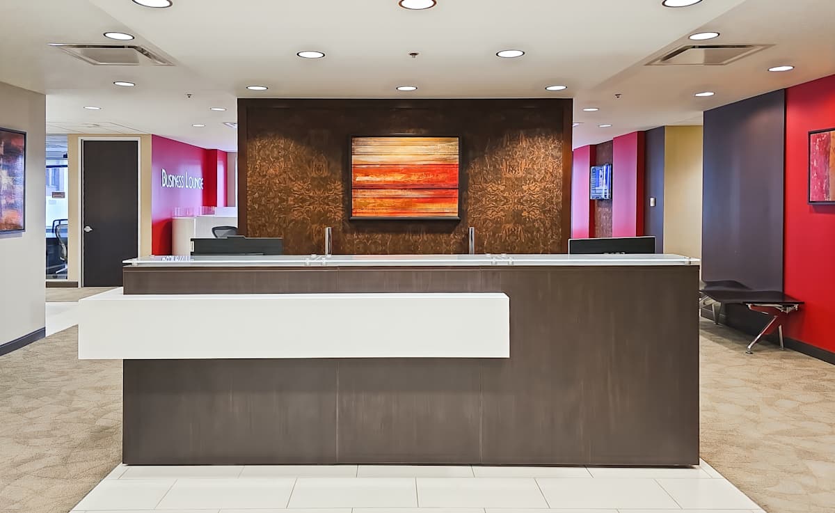 Hub Tower Center photo 3