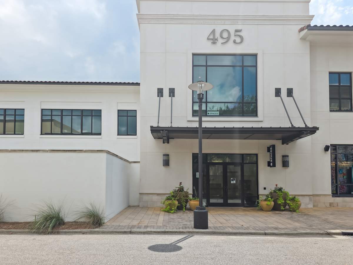 495 Grand Boulevard photo 1