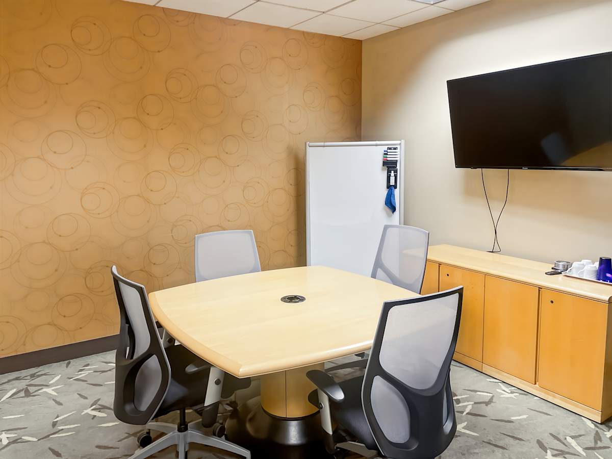 Oak Brook Pointe photo 6