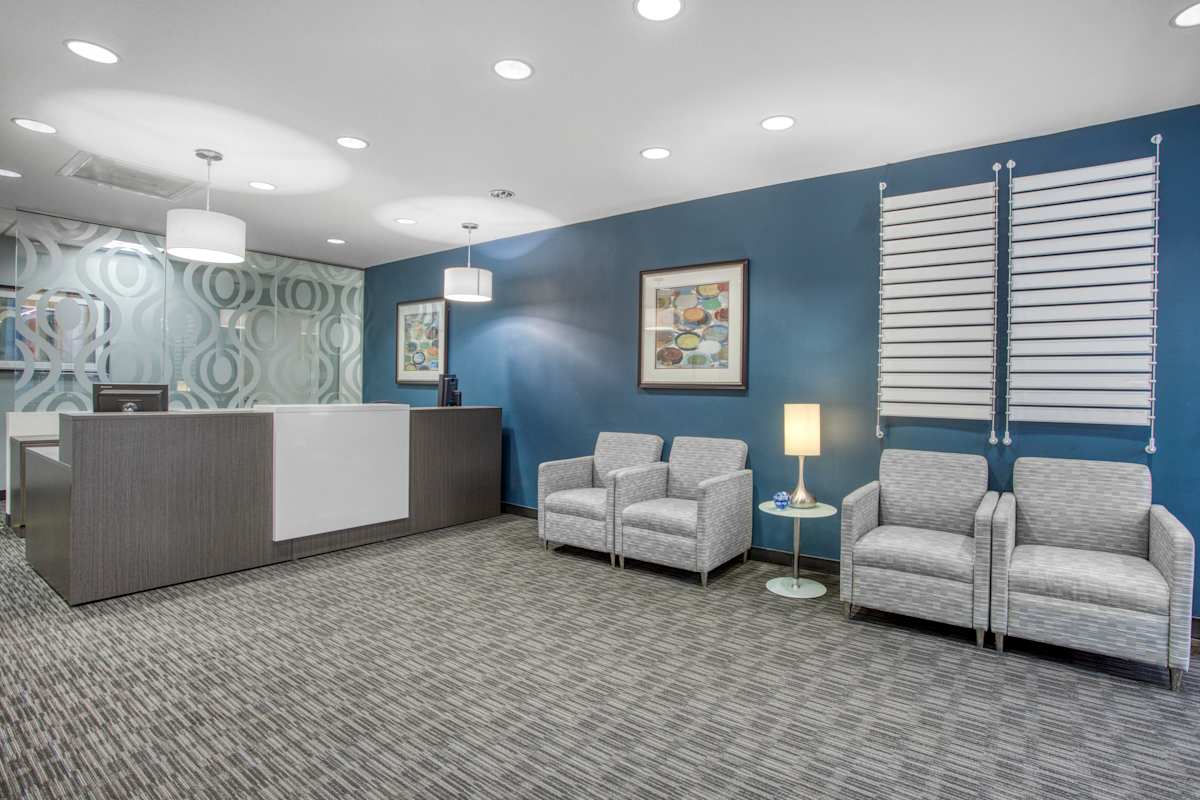 20801 Biscayne Boulevard photo 1