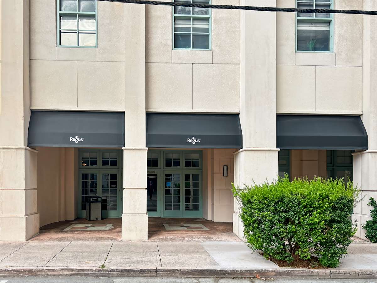 Colonnade Building photo 1