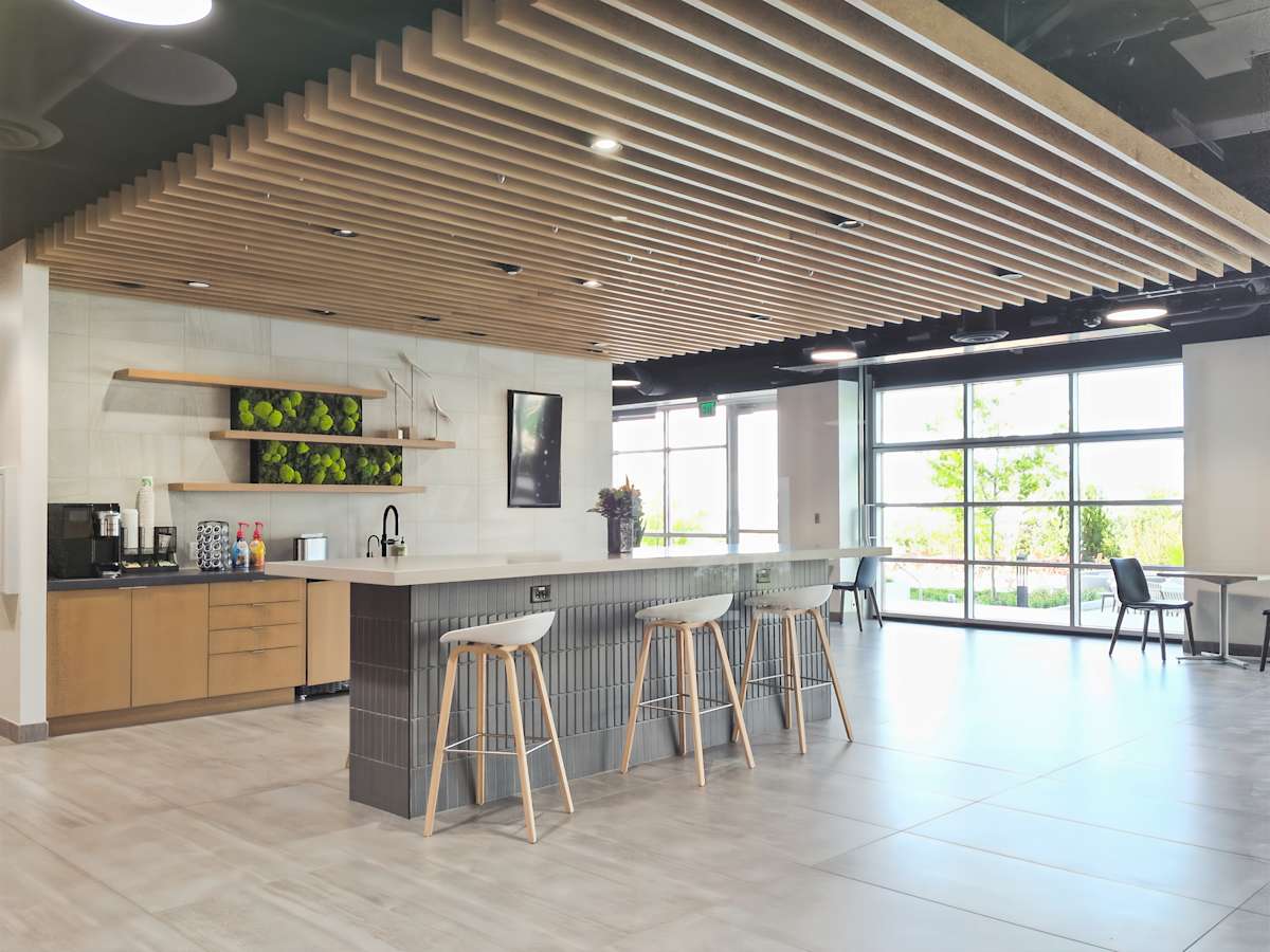 Cottonwood Corporate Center photo 9