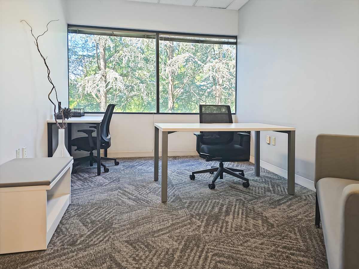 Centerpointe Office Park photo 10