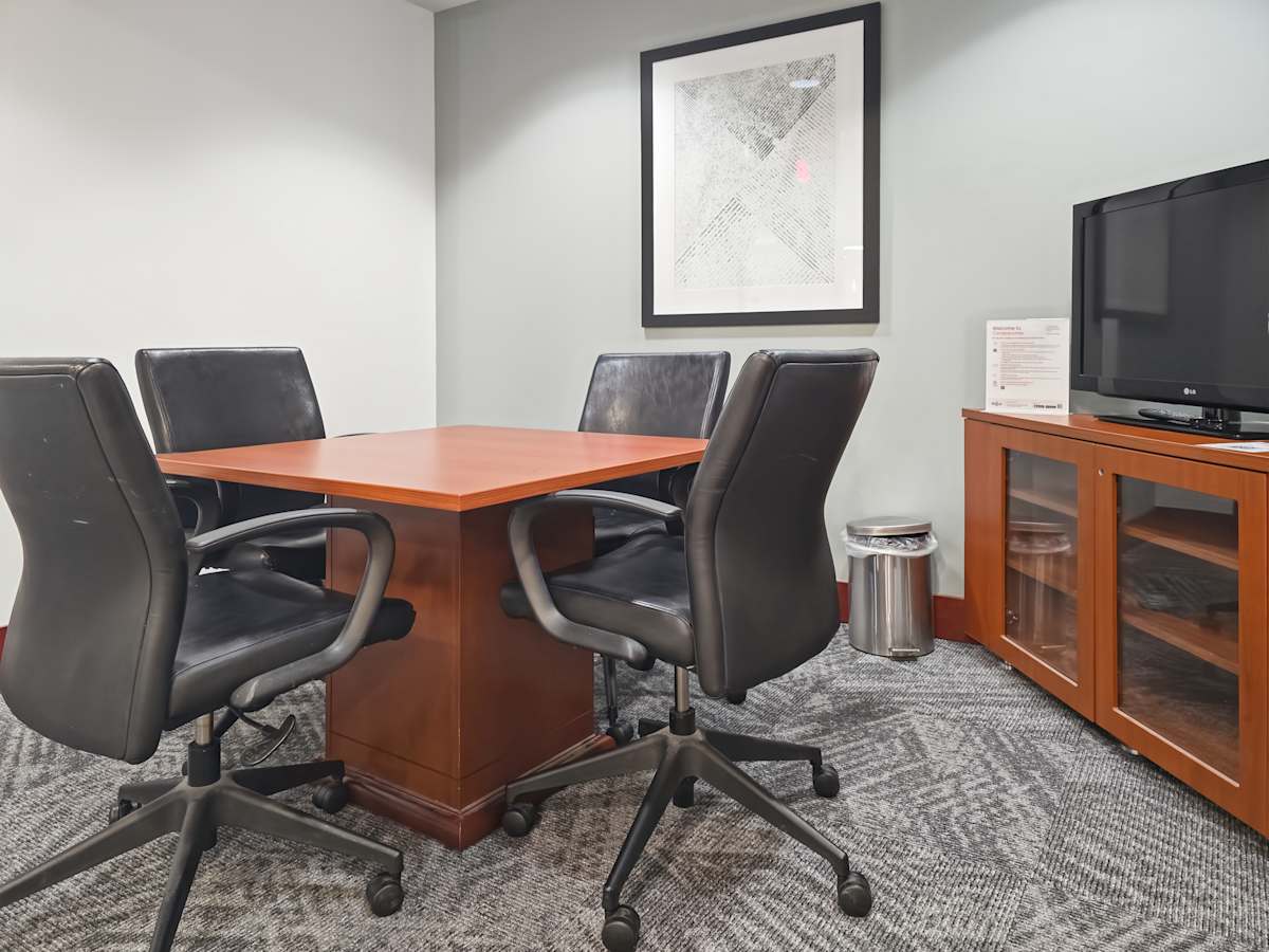 Centerpointe Office Park photo 7
