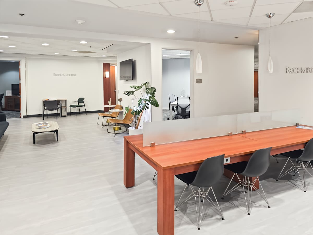 Centerpointe Office Park photo 4