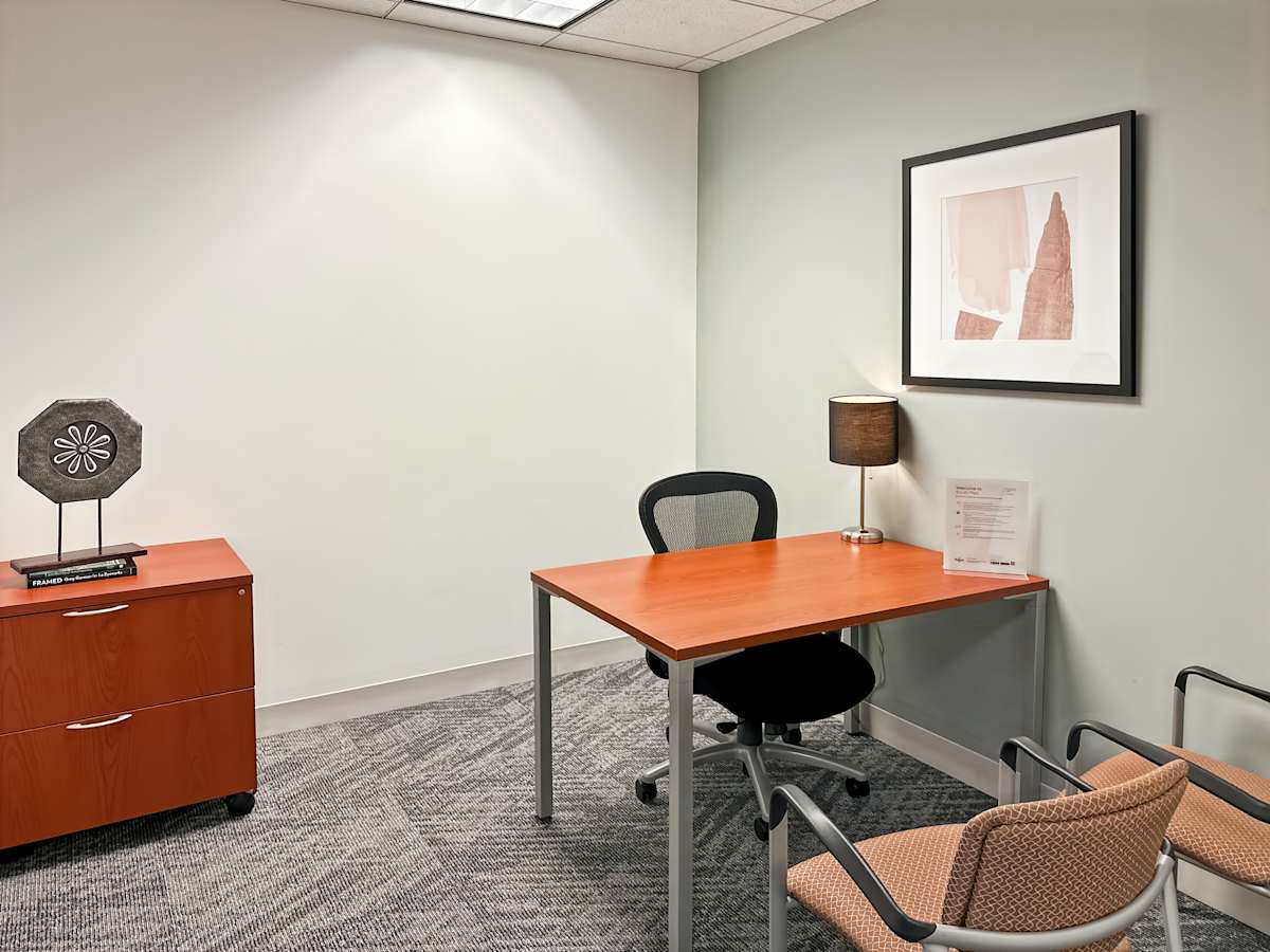 SouthPark Towers photo 10