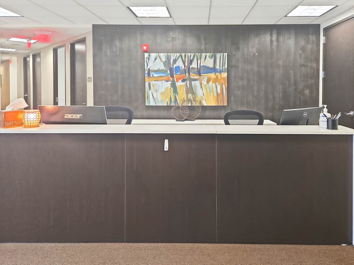 Holmes Corporate Center II photo 2
