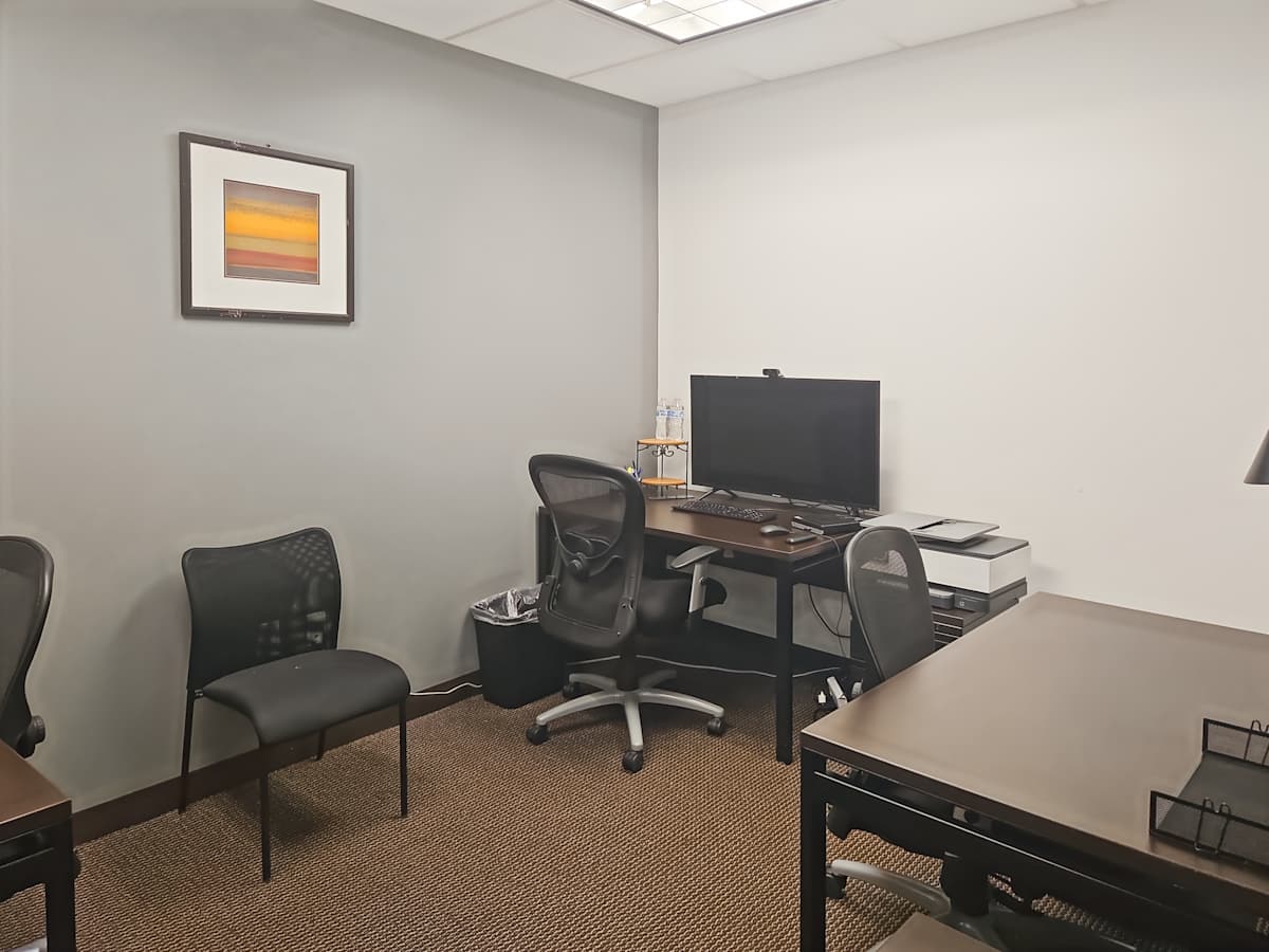 Holmes Corporate Center II photo 11