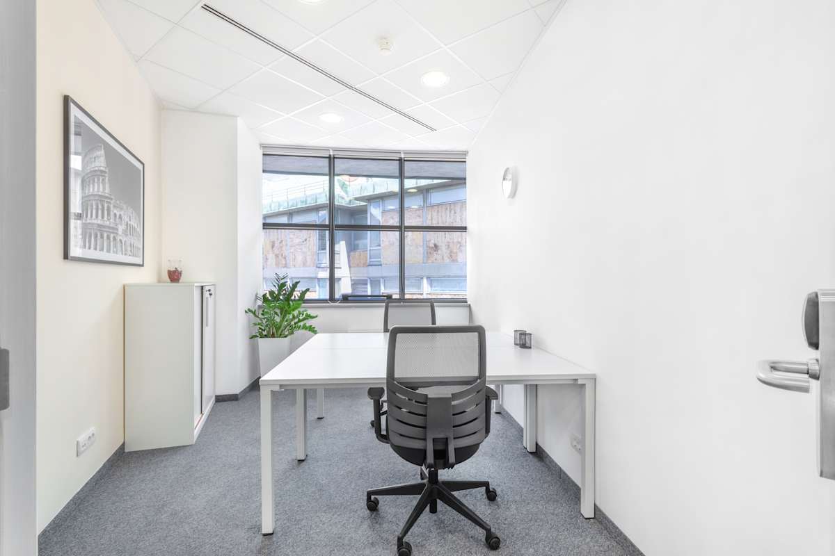 Knez MIhailova Business Centre photo 3