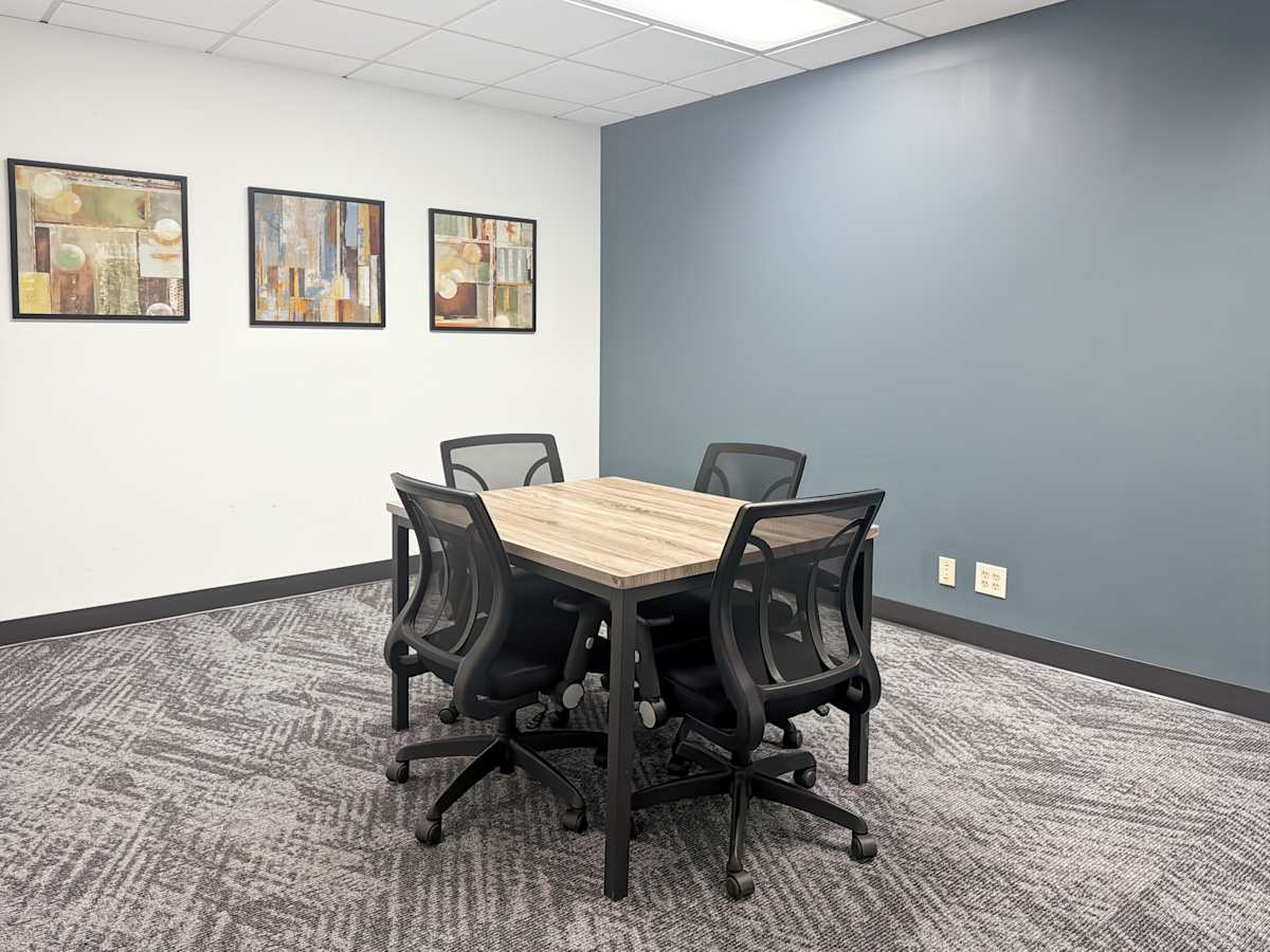 Executive Tower photo 6