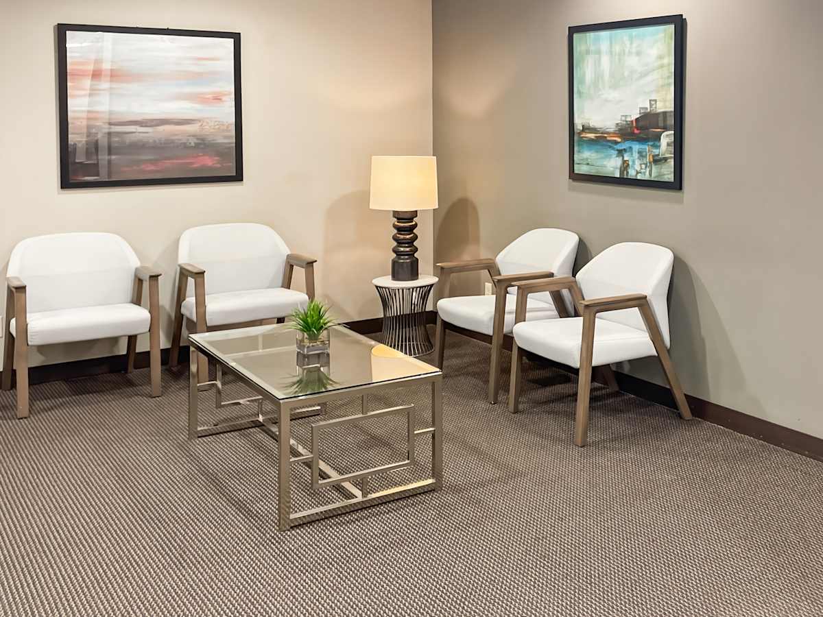 Executive Tower photo 12