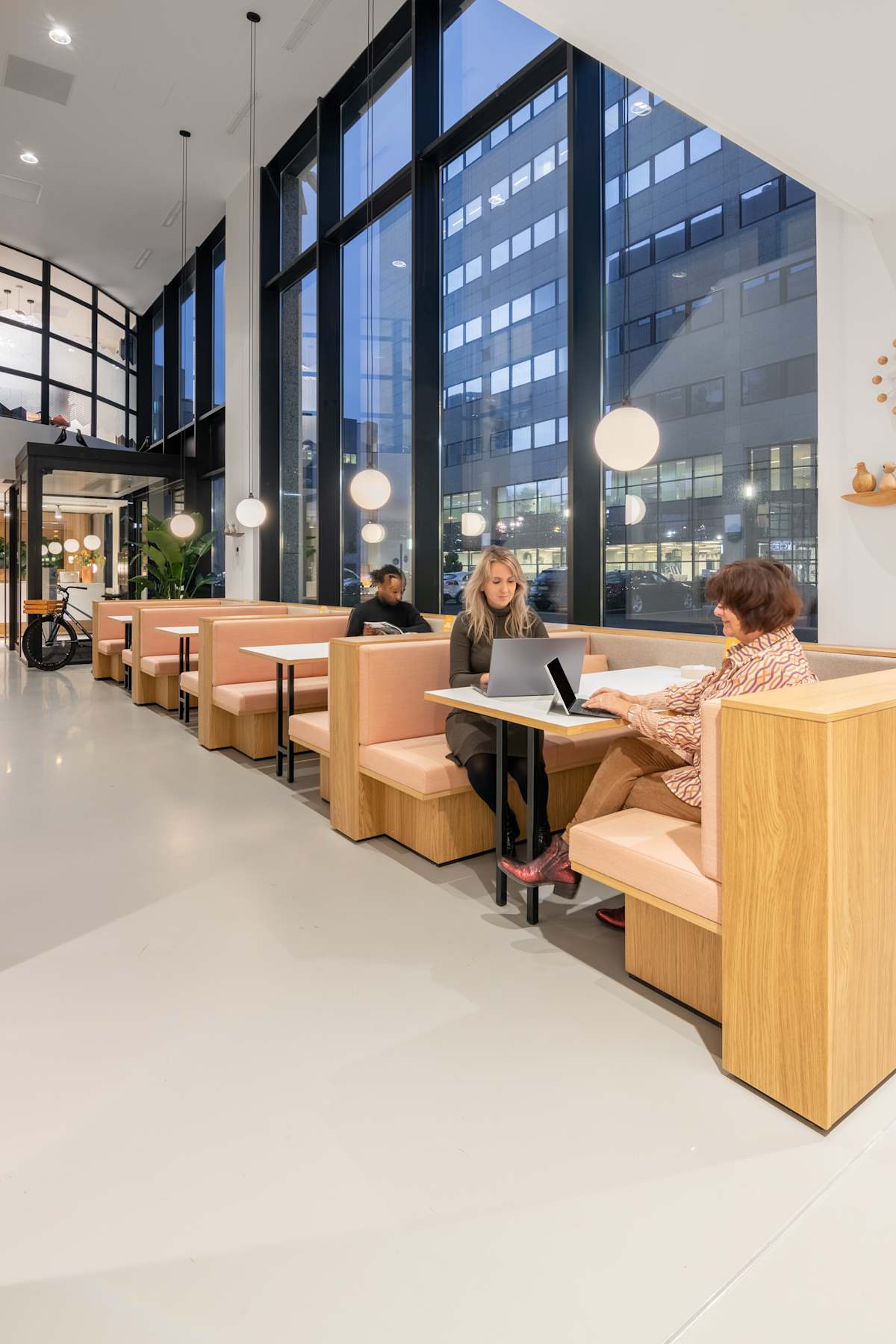 Schimmelt South Building photo 2