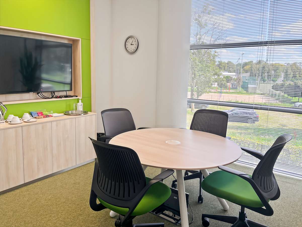 Opera Office photo 12
