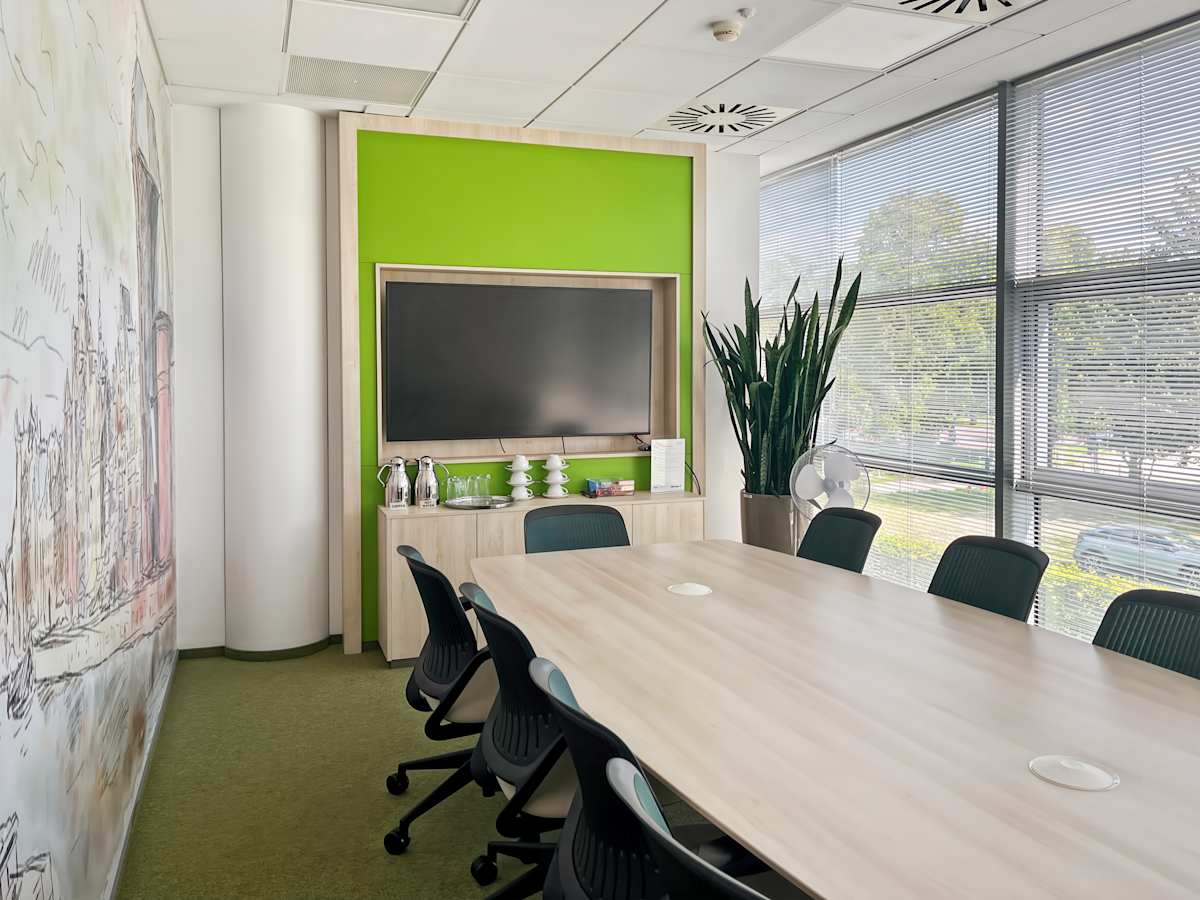 Opera Office photo 10