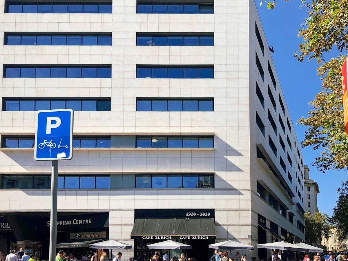Placa de Catalunya 1 photo 2