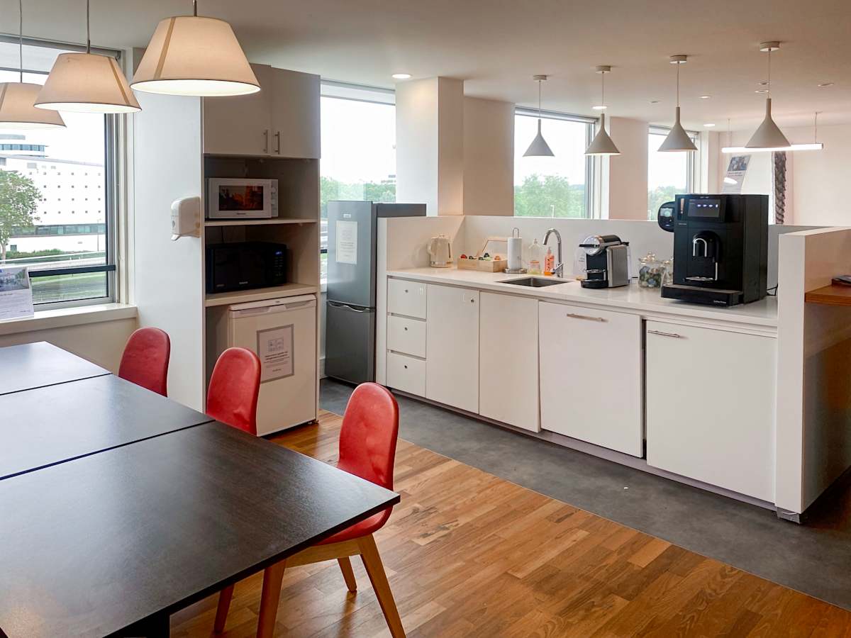 1 Rue Georges Stephenson photo 6