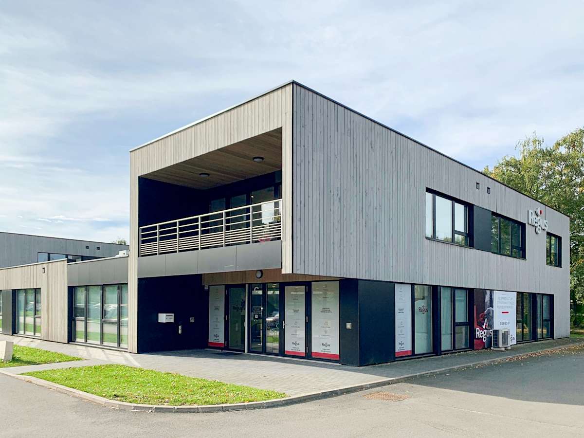 Chateau Rouge Building photo 1