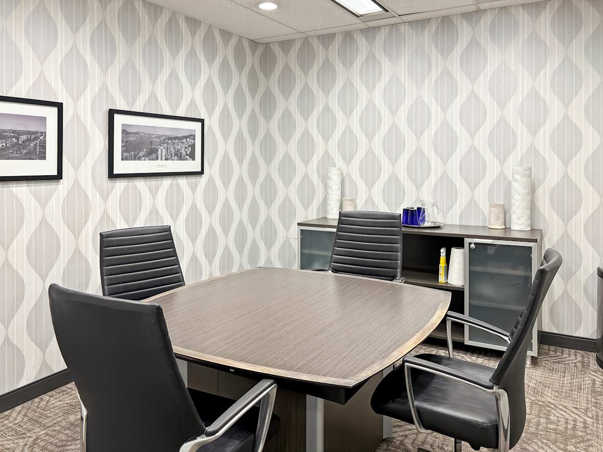 2 Bloor Street West photo 9