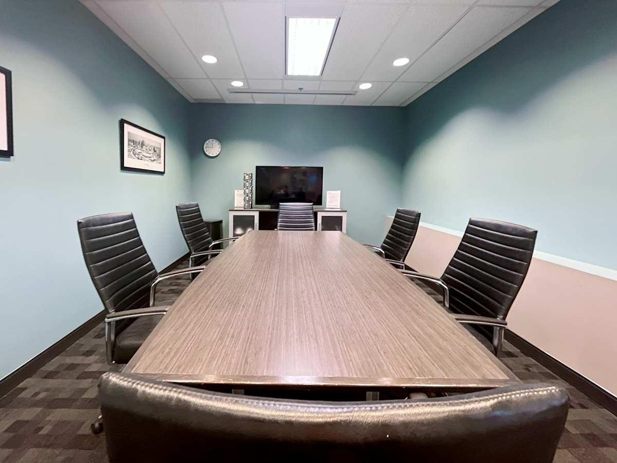 4711 Yonge Street photo 10
