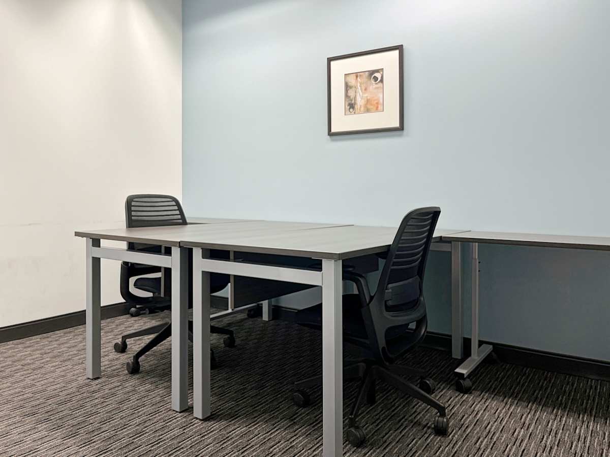 4711 Yonge Street photo 12