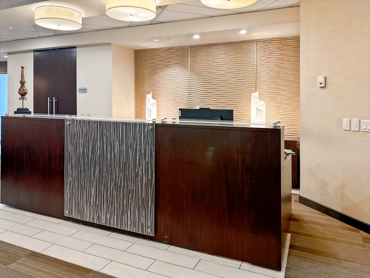 10 Four Seasons Place photo 2