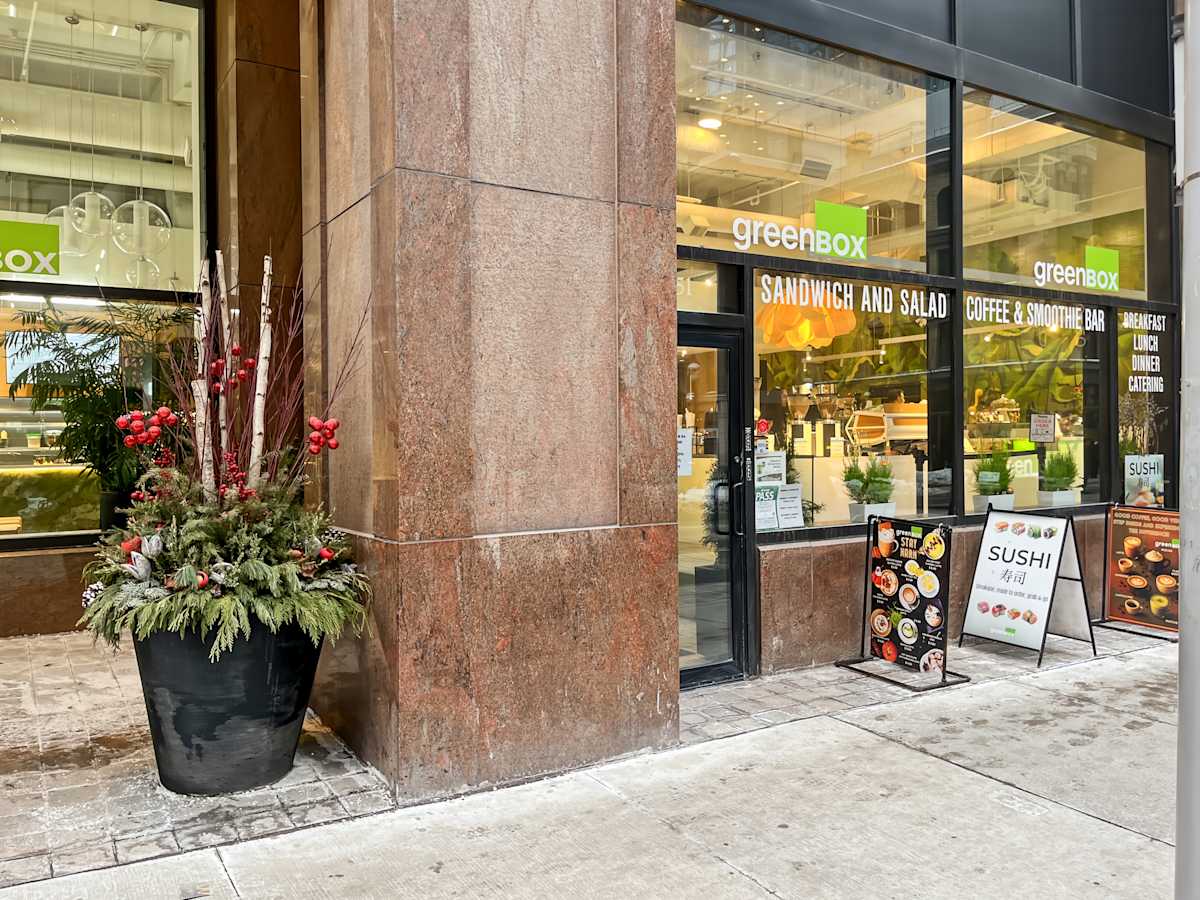 151 Yonge Street photo 10