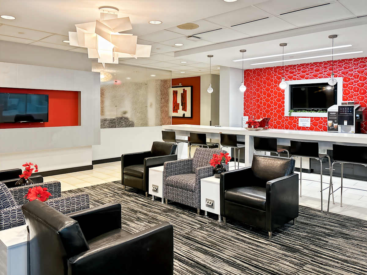151 Yonge Street photo 5