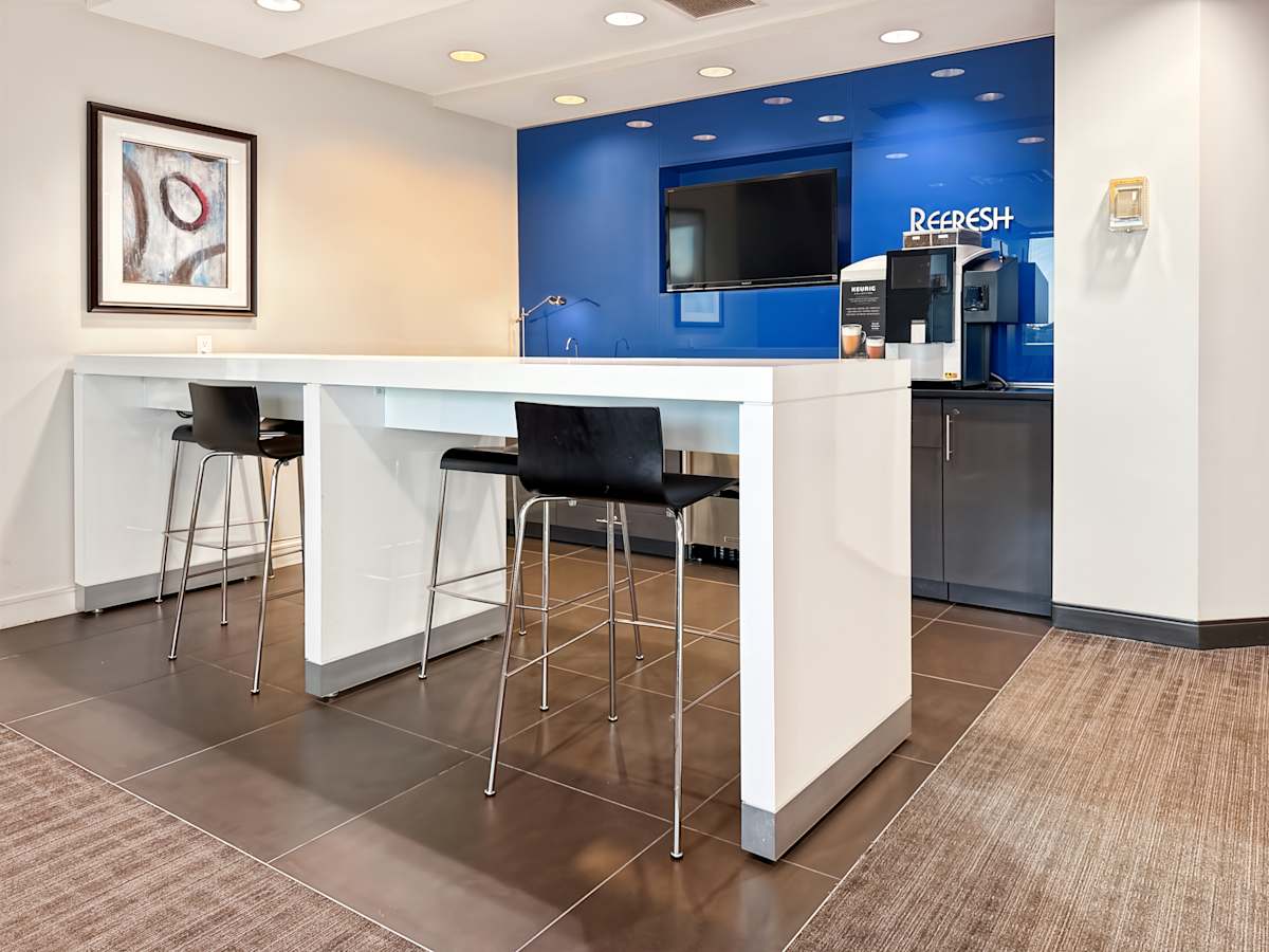 10 Milner Business Court photo 9