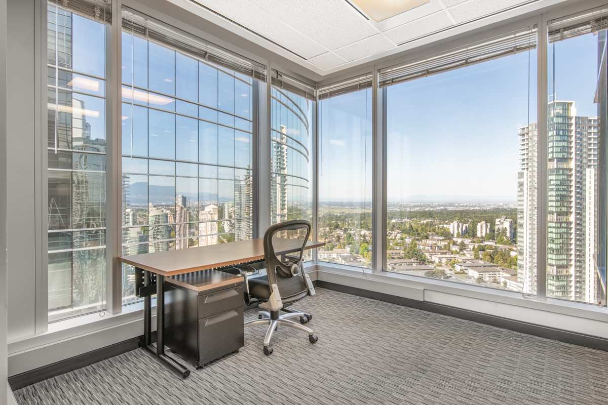 MetroTower photo 7