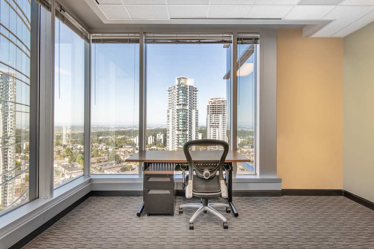 MetroTower photo 4