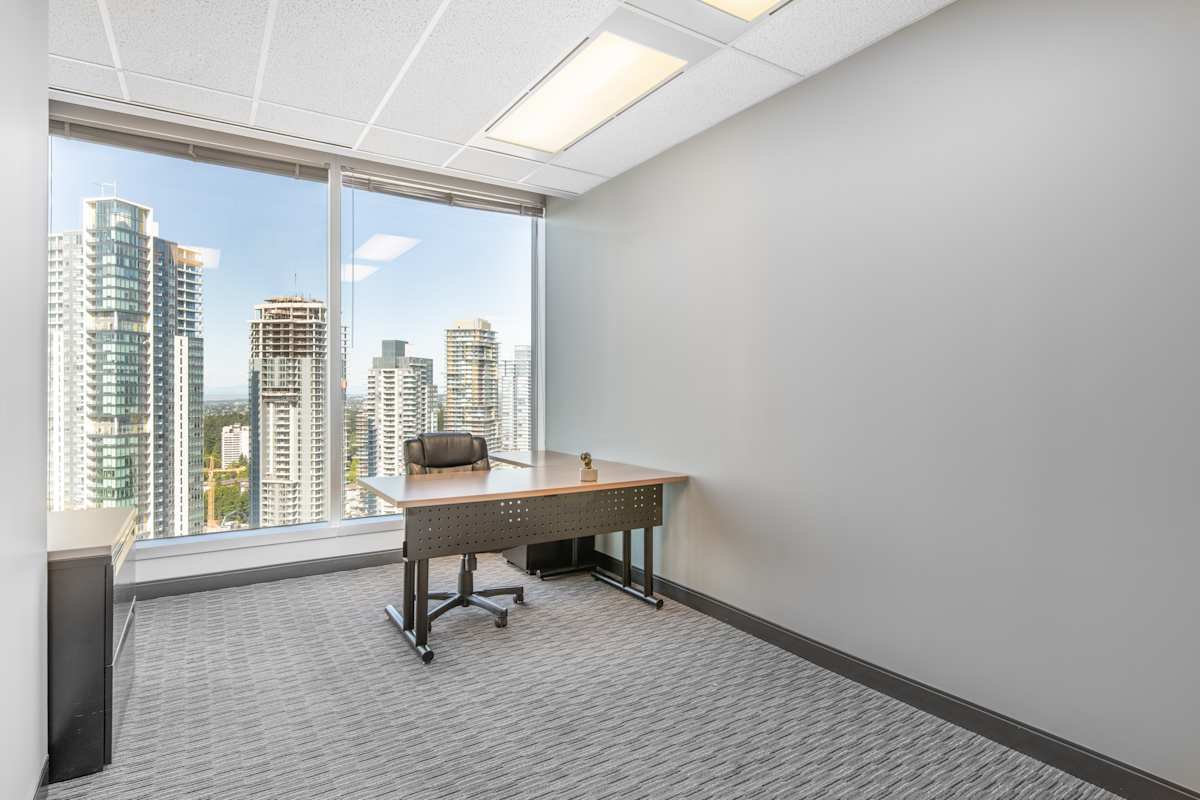 MetroTower photo 5