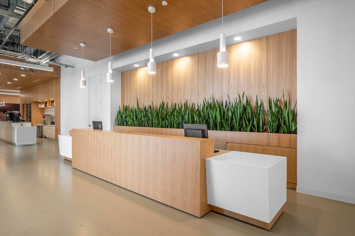 5200 Yonge Street photo 3