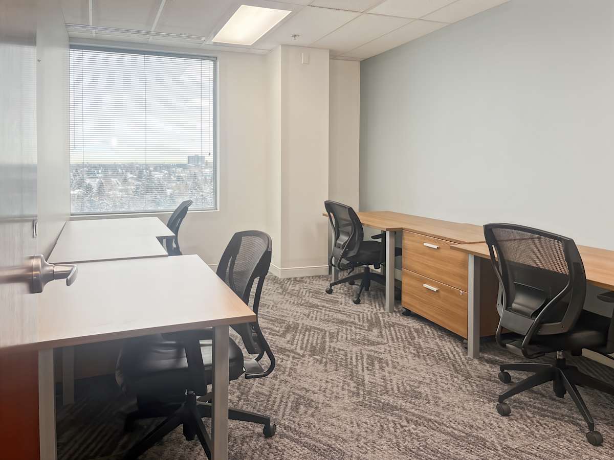 One Executive Place photo 8