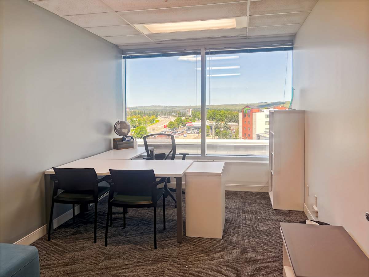 One Executive Place photo 5