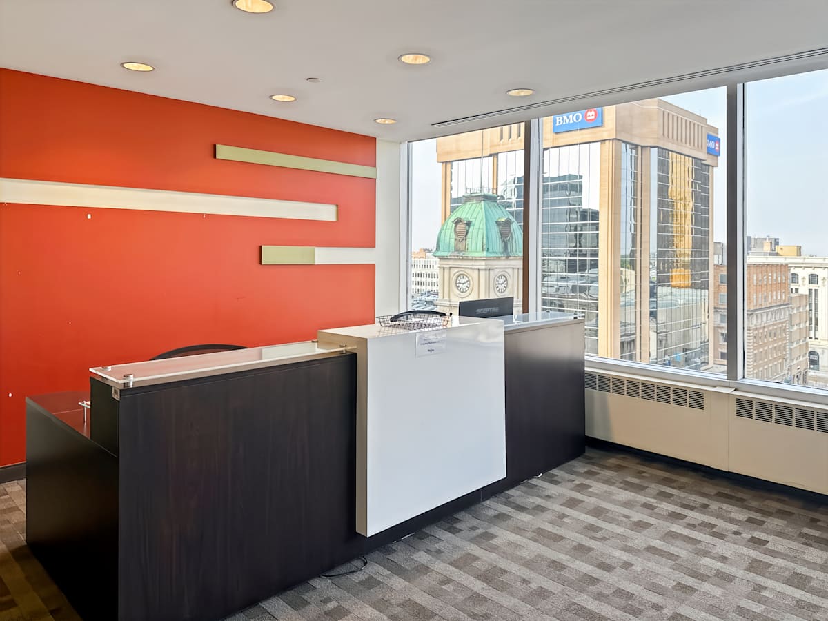 Royal Bank Building photo 2