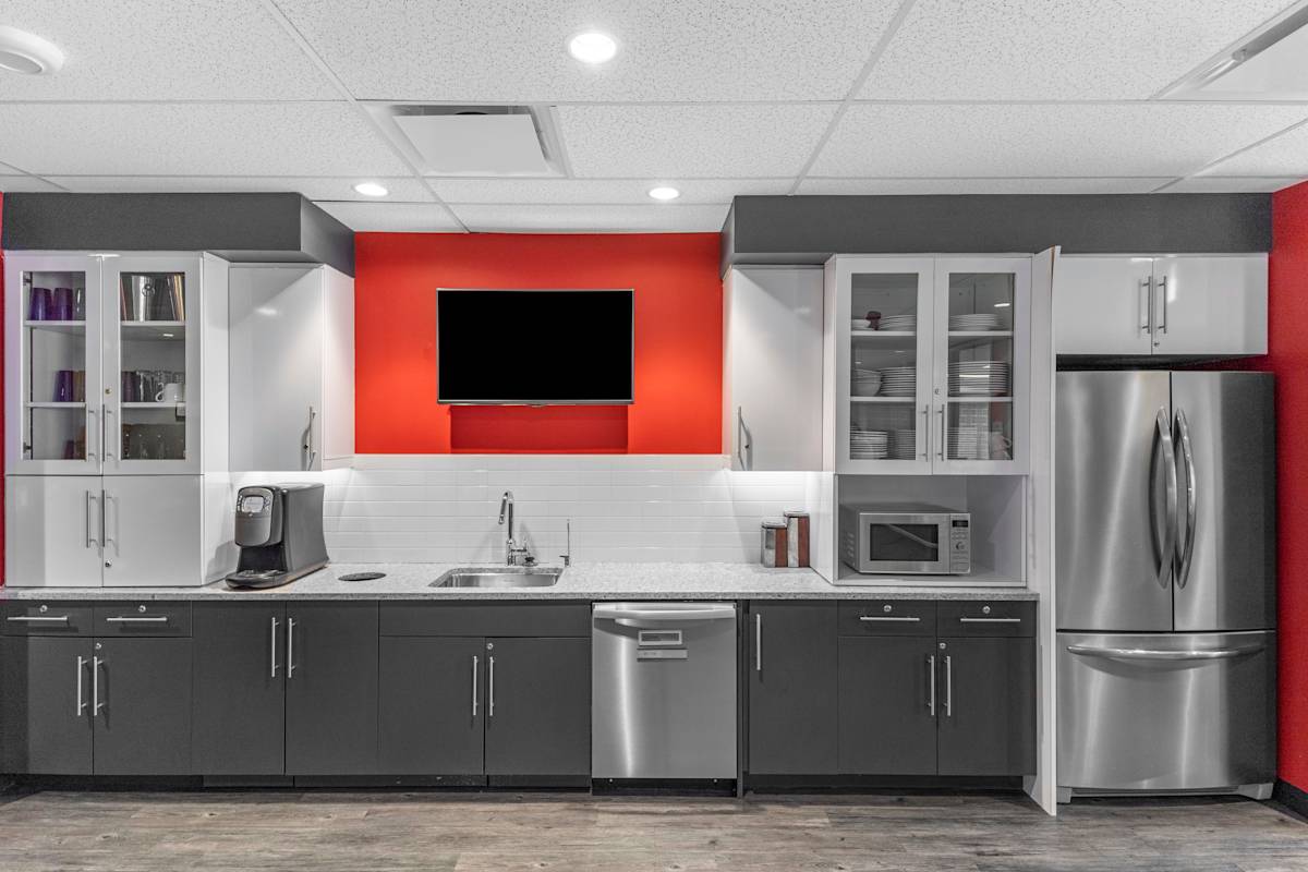 First Edmonton Place photo 6