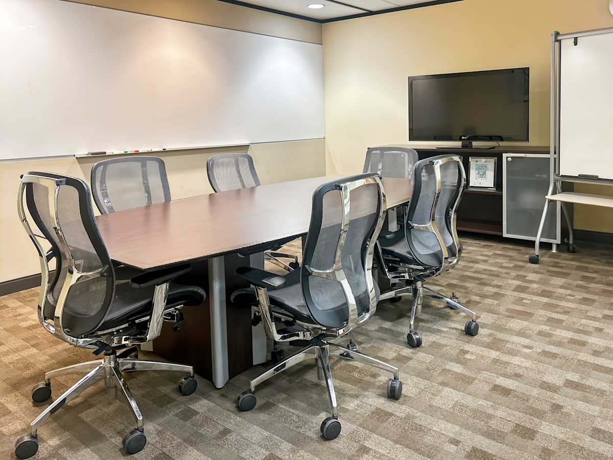 Manulife Place photo 10