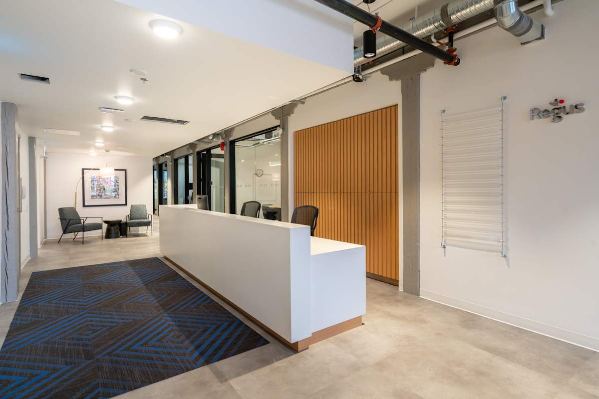 535 Yates Street photo 4